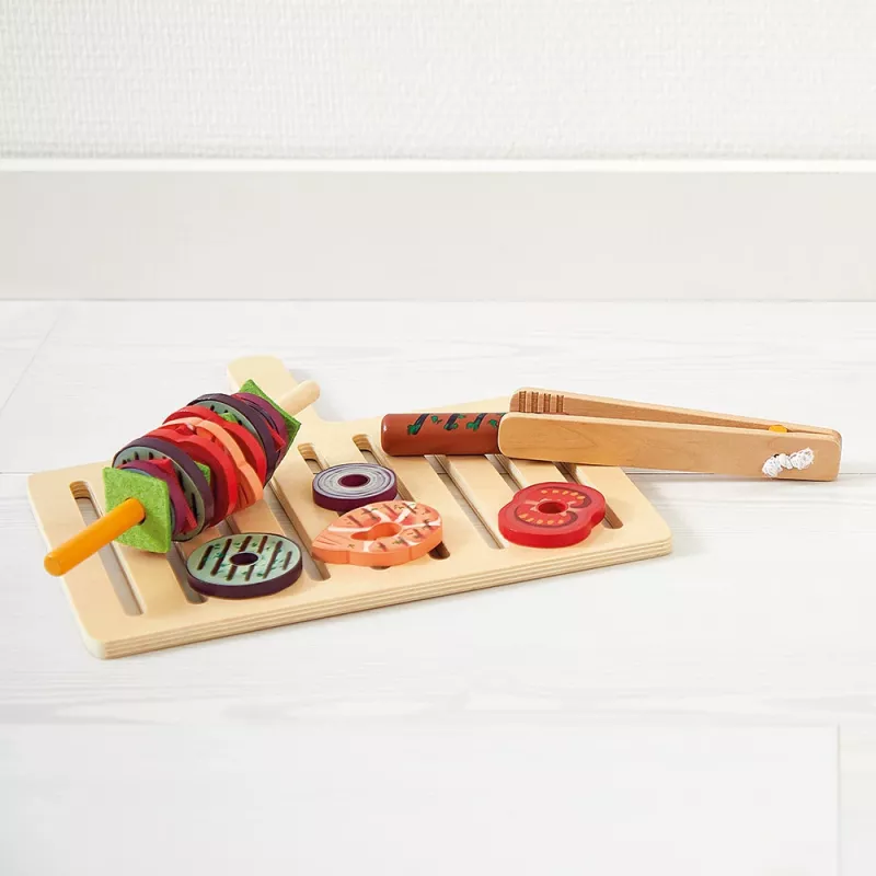 Janod Holzgrill mit Zubehör
