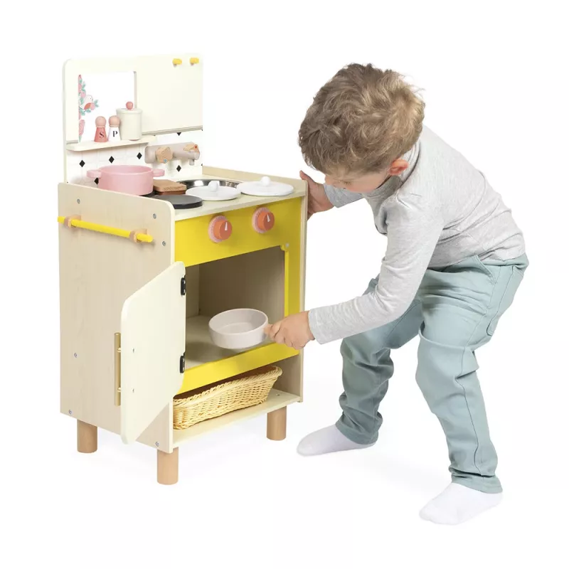 Janod Holz-Spielküche mit 10 Zubehörteilen Shiny Grandma 3+