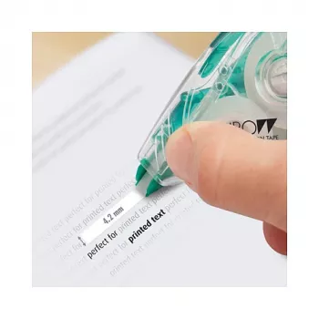 Tombow MONO YXE Korrekturroller - Grün/Transparent - 16 m x 4,2 mm - Blisterpackung