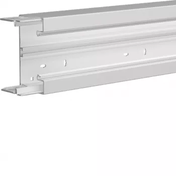 Hager BRH6513019016 Unterteil Brüstungskanal 65x130mm Verkehrsweiß