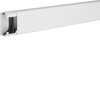 Hager LF3006009016 Kabelkanal 30x60mm Verkehrsweiß (RAL 9016) 2m