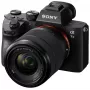 Sony Alpha ILCE-7 Mark III + Sony SEL 28-70mm f/3.5-5.6 OSS II spiegellose Kamera Kit