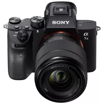 Sony Alpha ILCE-7 Mark III + Sony SEL 28-70mm f/3.5-5.6 OSS II spiegellose Kamera Kit