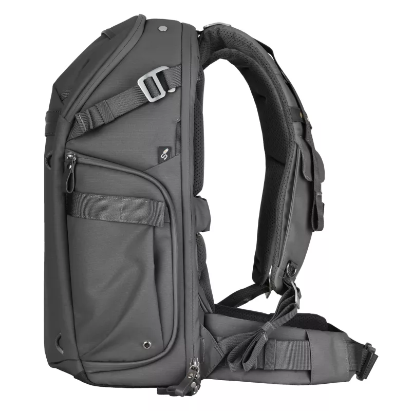 Vanguard VEO Metro B30L Black Camera Backpack