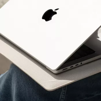 Native Union Stow Slim Sleeve für MacBook 13/14 inch - Sandstein