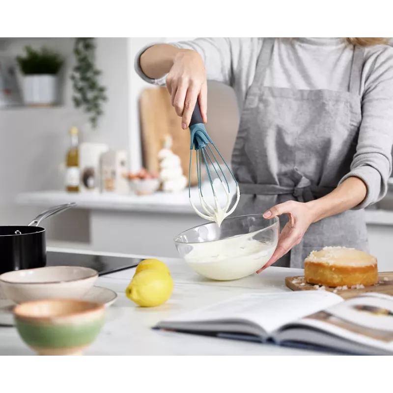 Joseph Joseph Twist 2-in-1 Blue Whisk