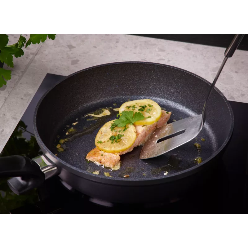Fissler Adamant Comfort Bratpfannen-Set 28 cm + 24 cm, antihaftbeschichtet, induktionsgeeignet, 2-teilig