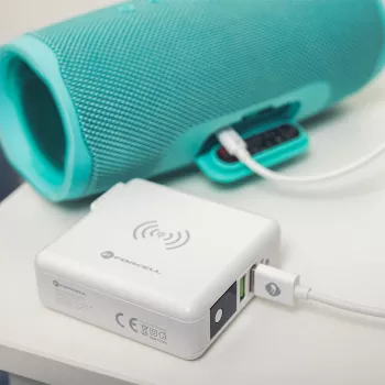FORCELL F-ENERGY 4-in-1 15 W kabelloses Ladegerät mit USB/USB-C-Anschlüssen und 8000-mAh-Powerbank