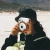 LOVEINSTANT Schutzhülle für Fujifilm Instax Mini 12 - Plüsch-Hunde-Design - Braun