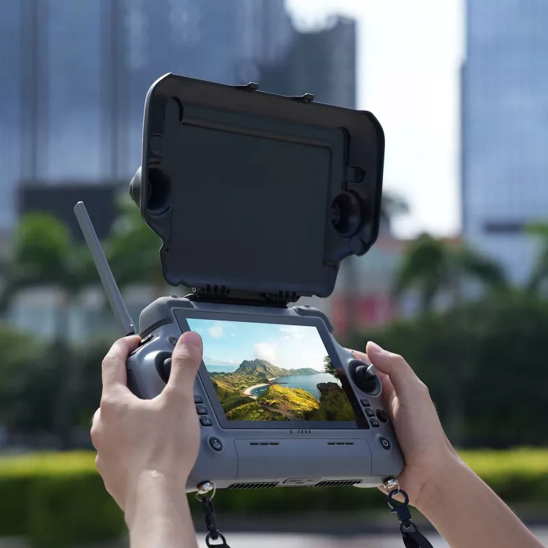 SUNNYLIFE Sonnenblende + Silikonhülle für DJI RC Plus 2 Fernbedienung YK05-D