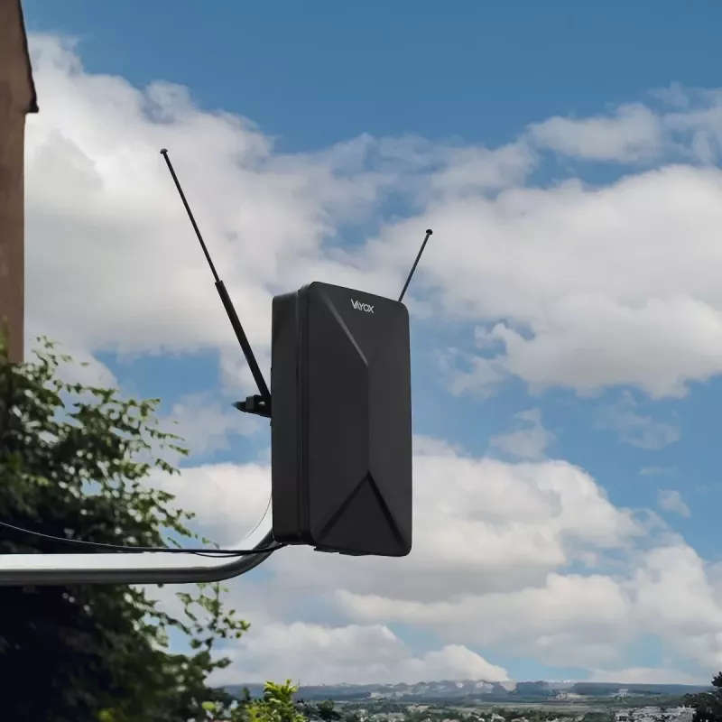 VAYOX VA0248 Indoor/Outdoor DVB-T/T2 4K Antenne mit Verstärker und LTE 4G Filter