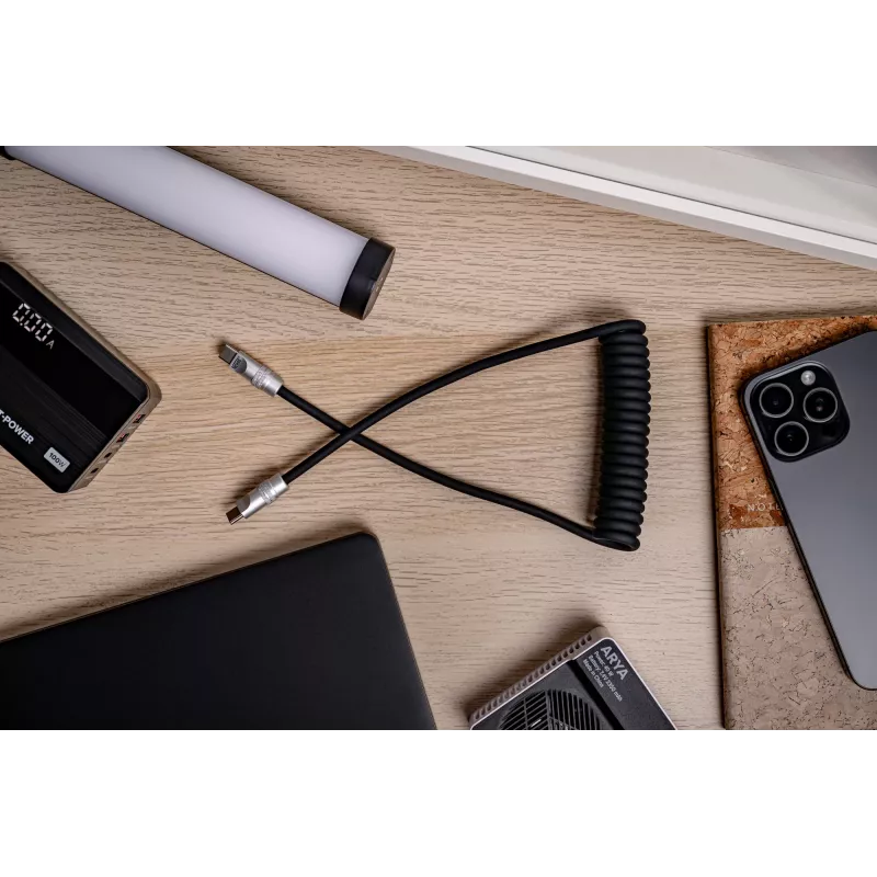 Newell USB-C auf USB-C Kabel 100W 1,5m Silikon Spiralkabel Schwarz