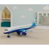 LEAN TOYS Passagierflugzeug mit Rückzugmotor, Metall, Licht, Sound, 23 cm