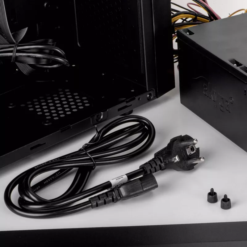 Akyga AK-PC-05S Netzkabel, CEE 7/7 auf IEC C13, Kupfer 3 x 1,5 mm², 5 m, schwarz
