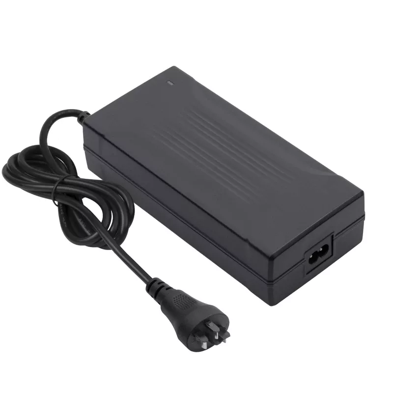 Akyga AK-EV-25 Ladegerät 42V/4A 168W Bosch 1,2m