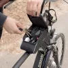 Vayox VA0450 Fahrrad-Rahmentasche mit zwei Taschen und Handyfach, Schwarz