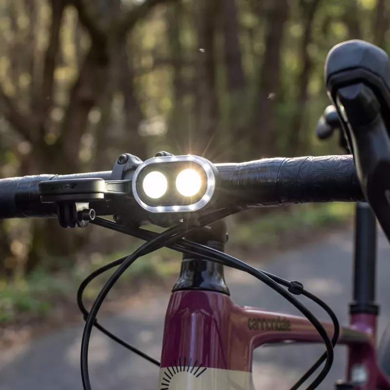 VAYOX VAF300 Fahrrad-Frontlicht 300 Lumen 700mAh IPX6 Schwarz