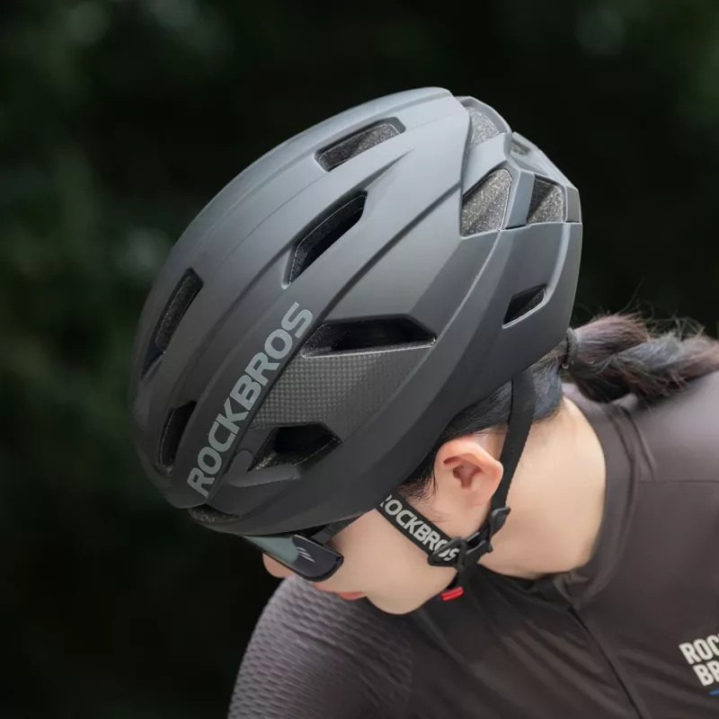 ROCKBROS LK-15 Carbon Fiber Fahrradhelm 58-62 cm Schwarz