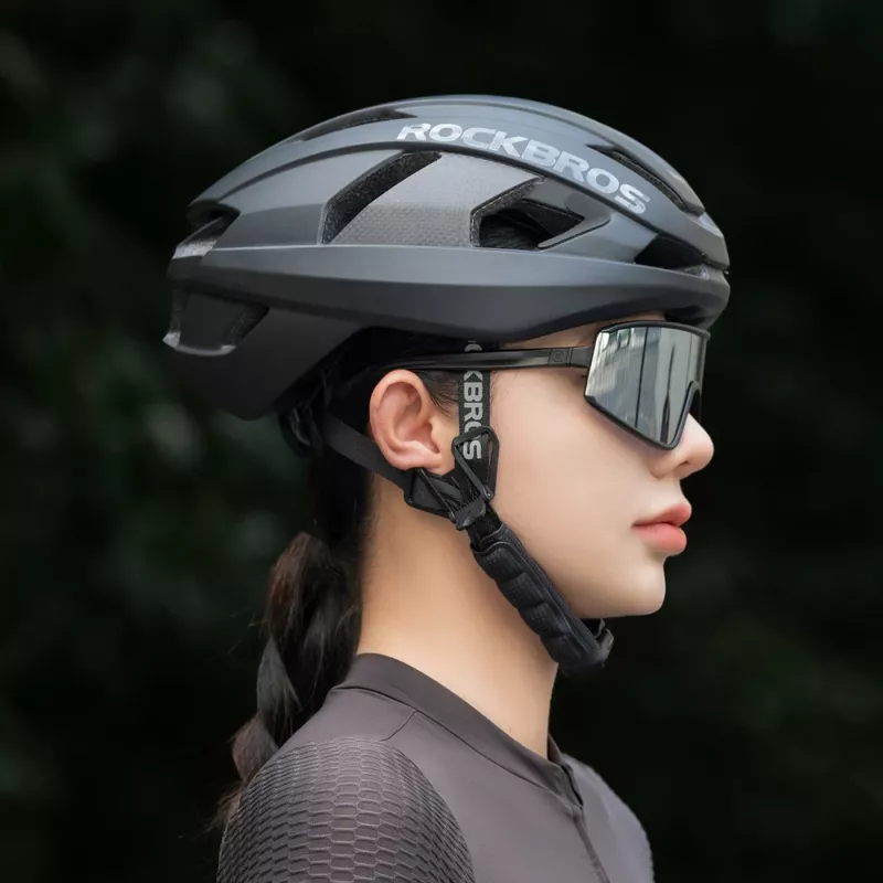 ROCKBROS LK-15 Carbon Fiber Fahrradhelm 58-62 cm Schwarz