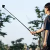 Ulanzi MT-57 Selfie-Stick-Stativ mit Bluetooth-Fernauslöser, Schwarz
