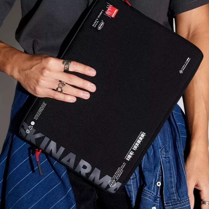 SKINARMA Torba Fardel Laptop Sleeve 14 inch Black