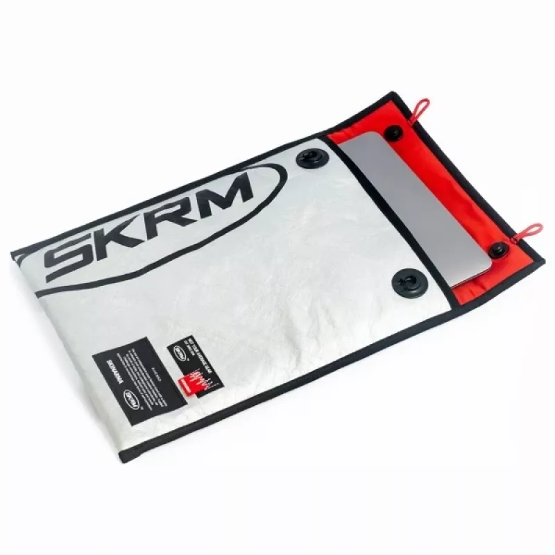 Skinarma Torba Comet Laptop Sleeve 14 Zoll Silber