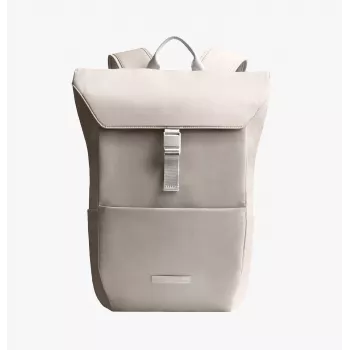 UNIQ Arden RPET 24L Laptop Rucksack Blau