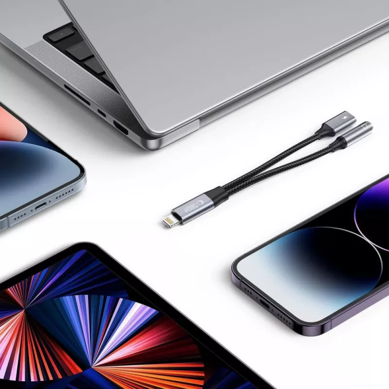 TECH-PROTECT ULTRABOOST Kabeladapter Lightning auf 3,5 mm Mini-Klinke & Lightning, Schwarz
