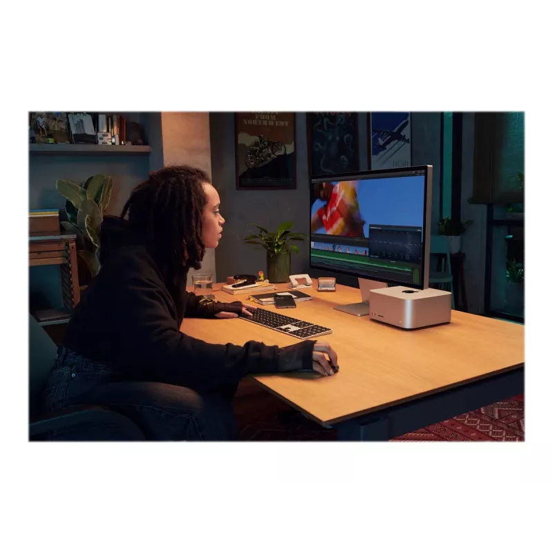 Apple Studio Display 27 Zoll 5K Retina Monitor Standardglas Silber