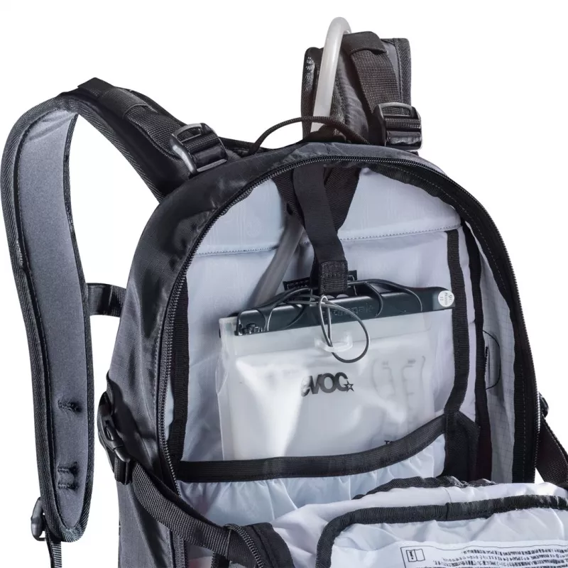 EVOC FR Enduro Blackline 16 Rucksack - Schwarz, M/L