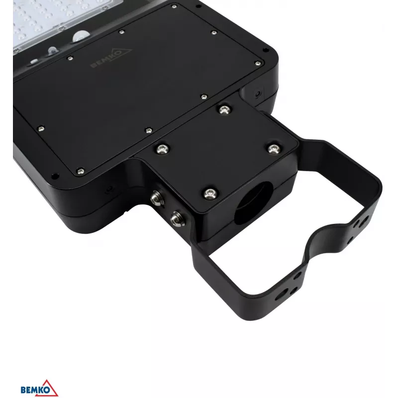 BEMKO SOLGER LED Solar-Straßenleuchte 40W 6000LM 3000/4000/6000K IP65 Schwarz mit PIR-Sensor