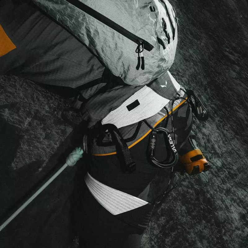 Salewa NXT Klettergurt - Schwarz/Weiß, Größe S