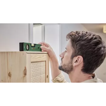 BOSCH DIY Wasserwaage 25 cm Grün mit V-Nut und plangefräster Basis