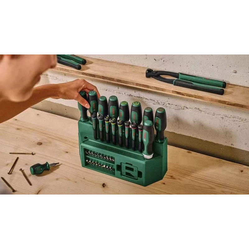 BOSCH Gemischter Schraubendreher-Satz 39-teilig mit Ständer, Grün/Schwarz