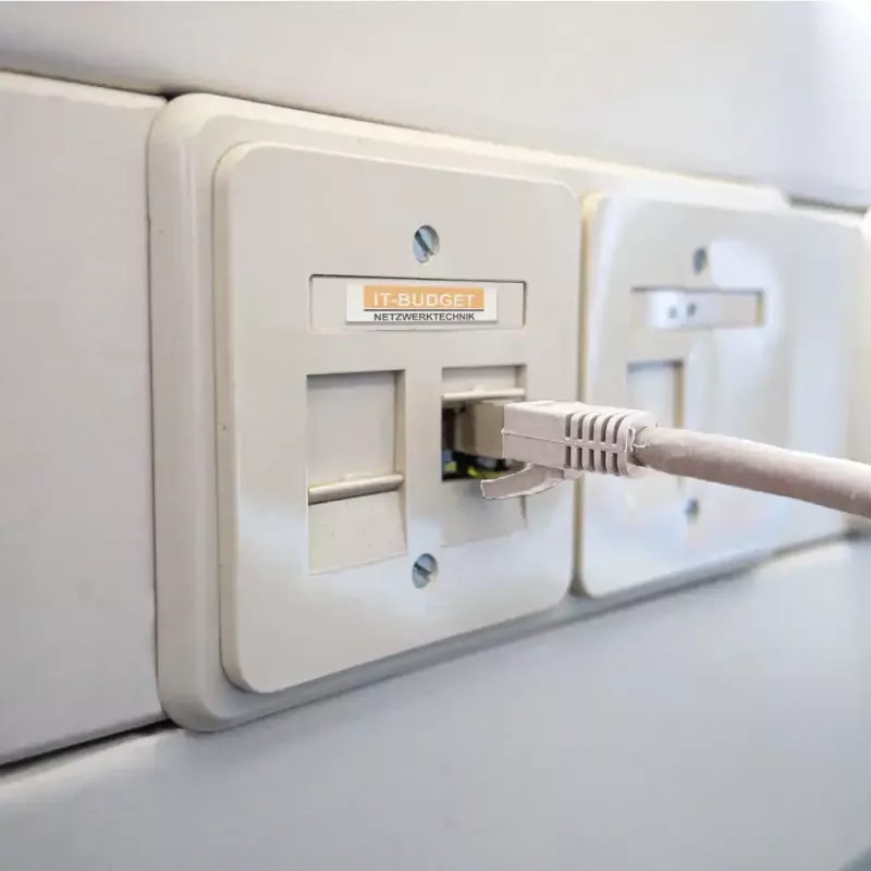 IT-BUDGET Cat.6A S/FTP LSZH Patchkabel, 0,5 m, Weiß, 10Gbps, PoE+, 600MHz, Kupfer