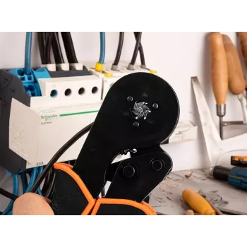 Automatische Ratschen-Crimpzange für Aderendhülsen 0,25-16 mm² (AWG 23-5), Vierkantcrimp, 210 mm, Ergonomischer Zweikomponenten-Griff, Schwarz/Orange