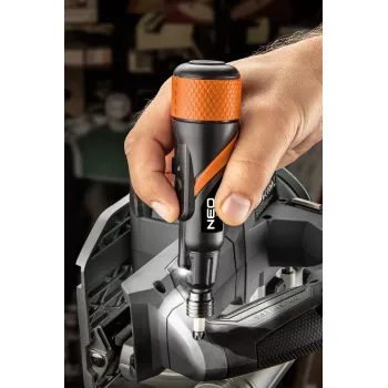 NEO TOOLS 04-200 USB-C 3,6 V Akku-Schraubendreher mit 10 Bits und Kunststoffkoffer