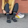 Darn Tough Damen Prism Micro Crew Lightweight Cushion Socken - Schwarz