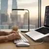 Satechi Slim LX3 Kabelgebundene Tastatur mit Hintergrundbeleuchtung und Nummernblock, USB-C/USB-A, Mac/Windows-Modusumschalter, Silber