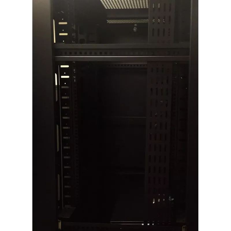 DS-IT Vertikale Kabelmanagement-Schiene 27U Schwarz RAL 9005 Stahl