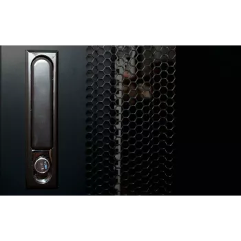 DSIT 27U 19 inch Server-Rack-Schrank 600x800x1400mm mit perforierten Türen (DS6827PP)
