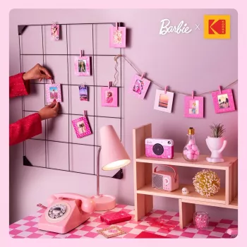 Kodak x Barbie Papierrahmen für 2x3 inch-Fotos, 10 Stück (RODB2X3FRSQ)
