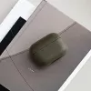 UNIQ Terra Echtleder-Case für Apple AirPods Pro – Olivgrün