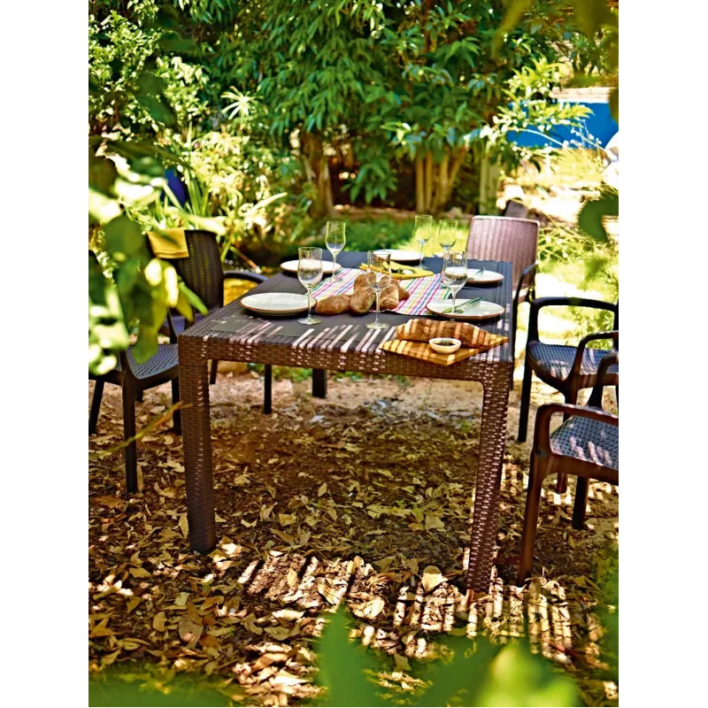Keter Melody rechteckiger Gartentisch braun UV-geschütztes Harz Sitzplätze 6-8 werkzeuglose Montage
