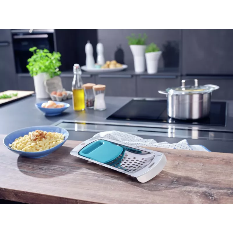 LEIFHEIT Profi Series Kleiner Spätzlehobel Spätzle Reibe, Edelstahl, Weiß/Grün