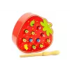 LEAN TOYS Holz-Geschicklichkeitsspiel Catch the Bug Erdbeere Rot