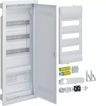 HAGER VU603WWH Unterputz-Verteilerschrank mit integrierter Steckdose und Kunststofftür, 3 Reihen, 36 Module, Weiß