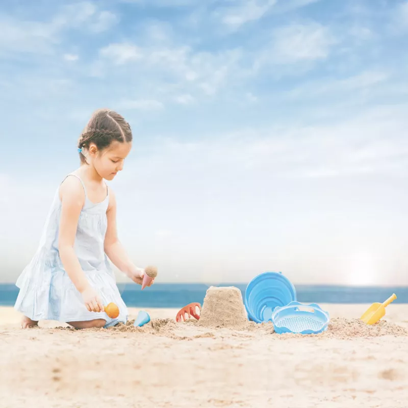 SCHILDKRÖT 7-in-1 Sandspielzeug Falt-Eimer-Set, Rot 970245