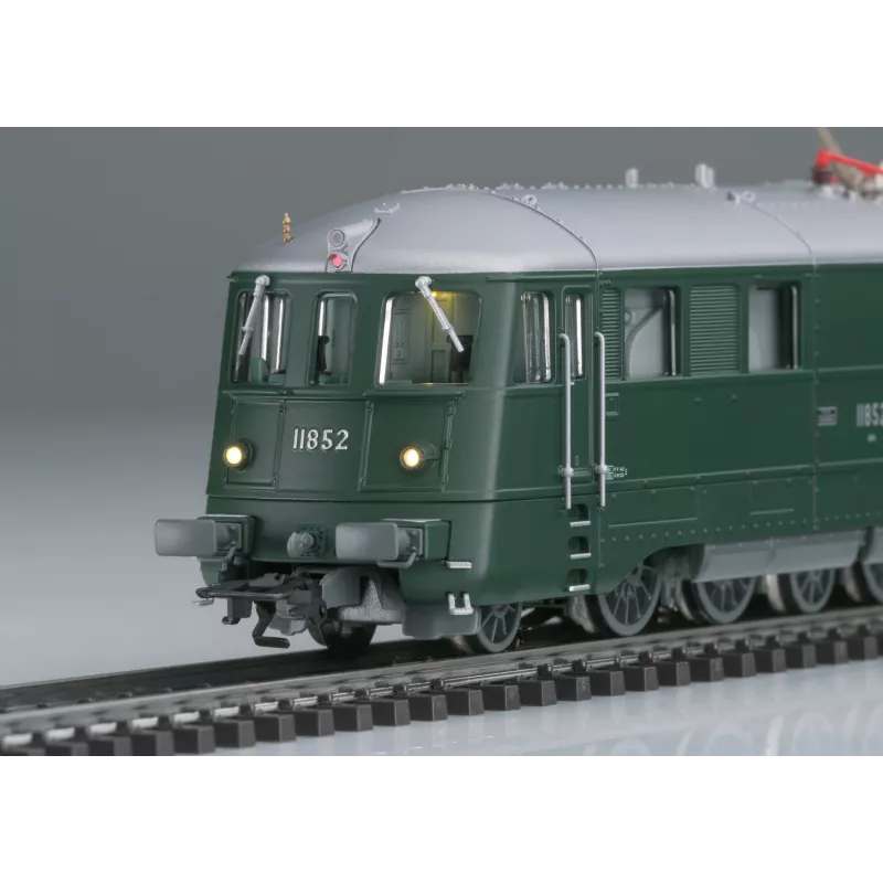 Märklin 38590 H0 Express-Dampflokomotive BR 03.10, MFX+ Sound, Epoche III