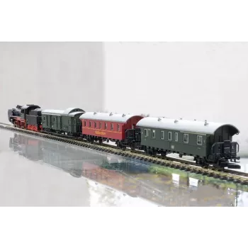 Märklin 81874 Z Spur Dampf-Güterzug Startset - BR 89.0, Epoche III, 3 Wagen, Ovales Gleis, Analog DC 081874